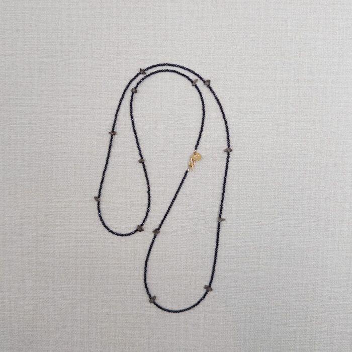 sautoir fin en pierres naturelles, sautoir fin noir