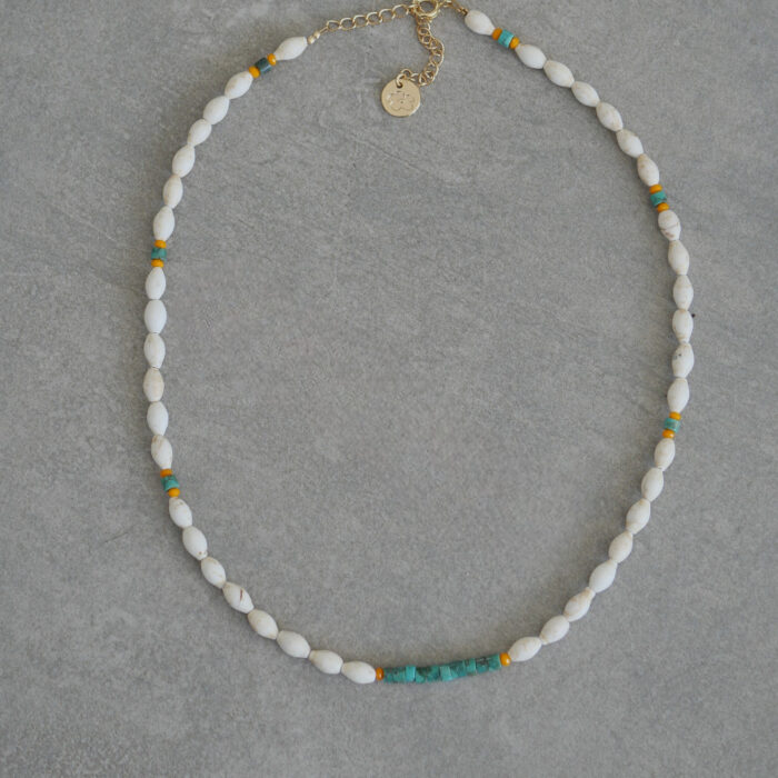 Collier en pierres naturelles