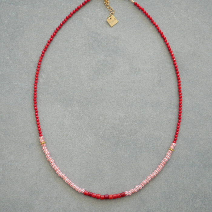 Collier en pierres naturelles