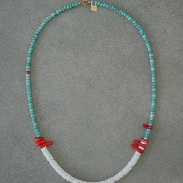 Collier en pierres naturelles