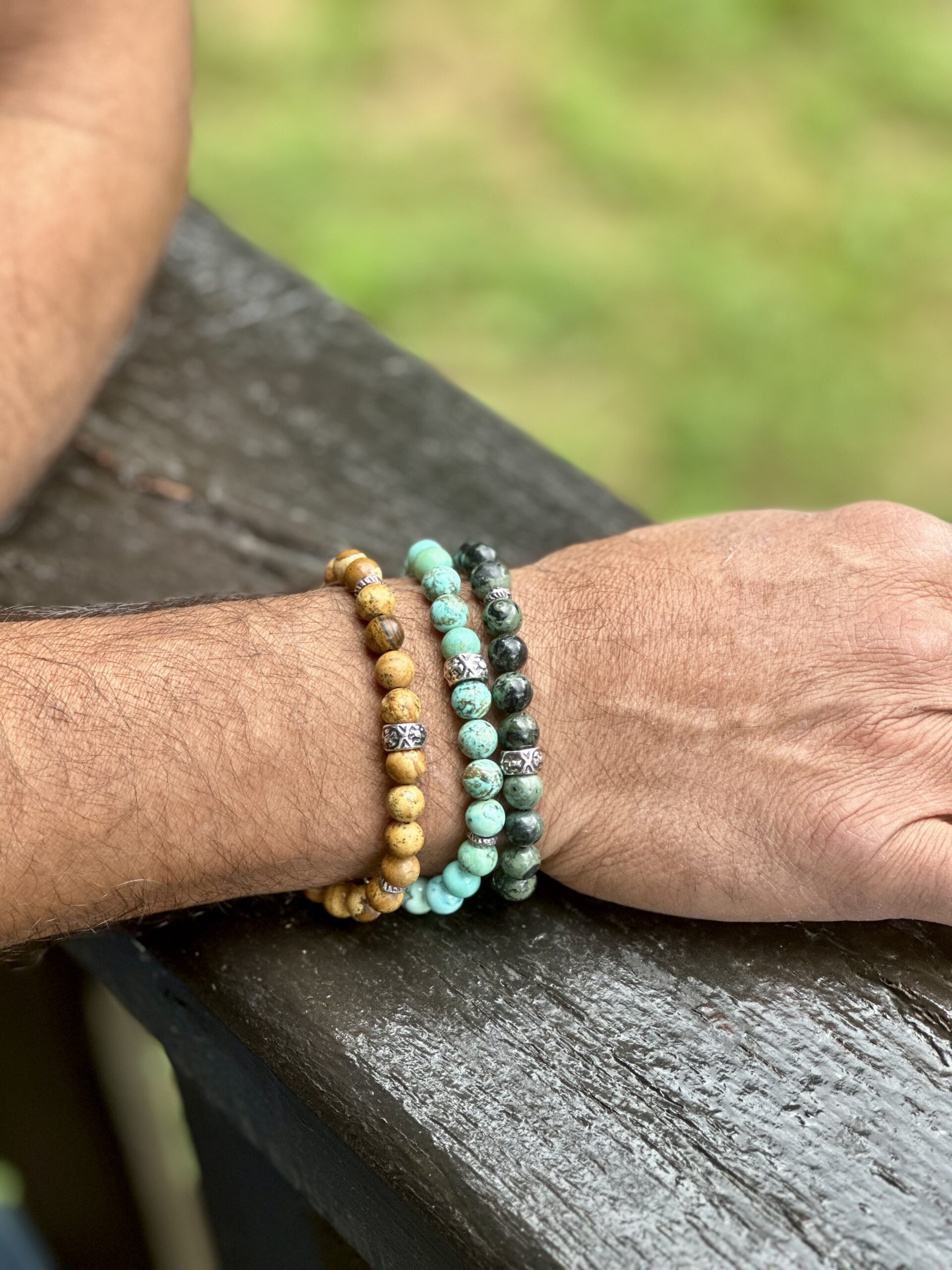 Bracelet en pierres naturelles et plaqué argent 925