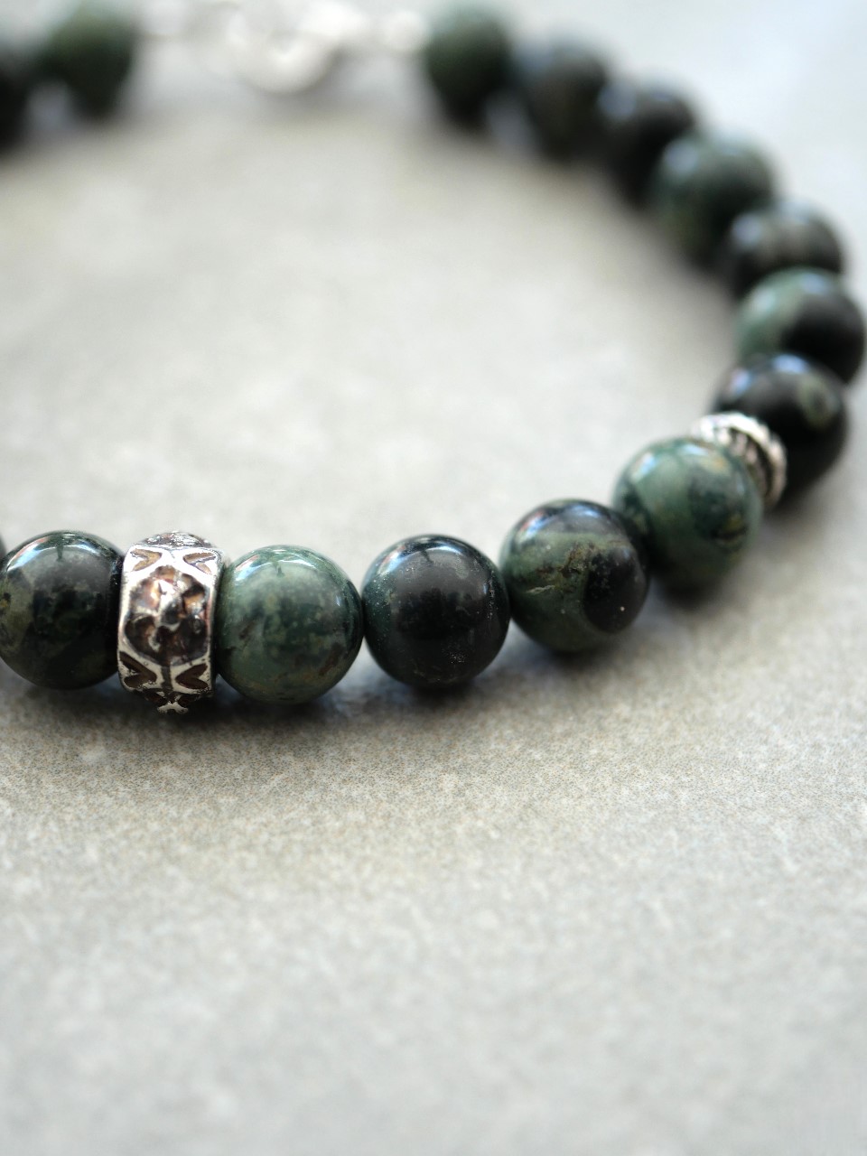 Bracelet pour homme homme en pierres naturelles vertes